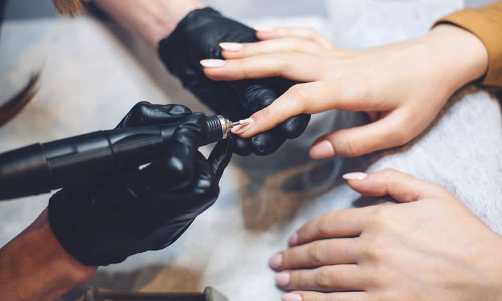 The Consequences of Not Cleaning Nail Salon Tools